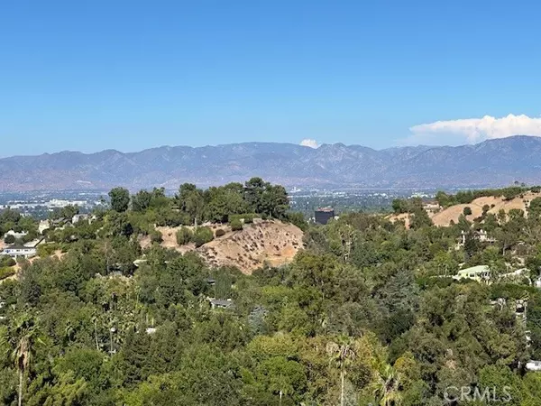 Tarzana, CA 91356,4631 Caritina