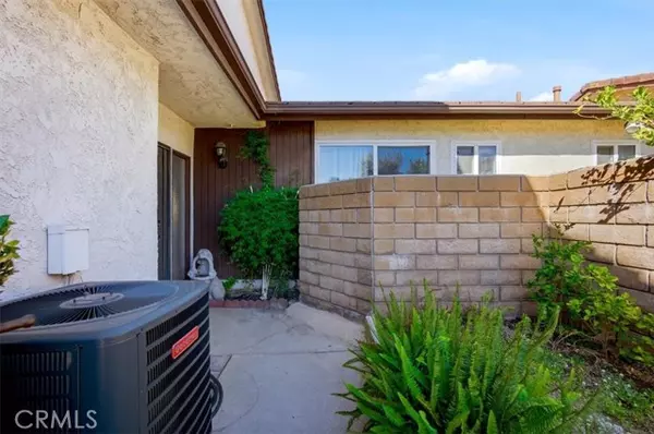 San Bernardino, CA 92404,2174 Aspenwood CT