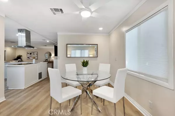 Chatsworth, CA 91311,21001 Plummer 82