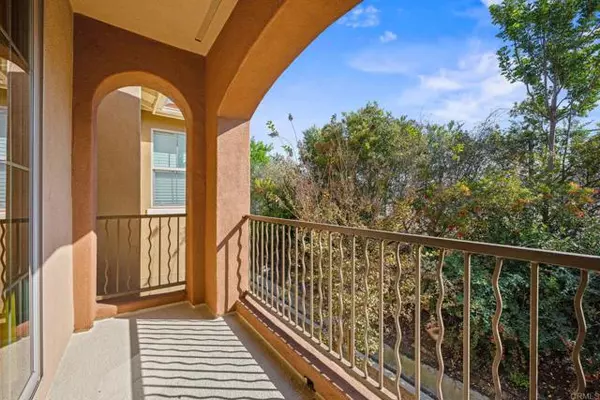 Chula Vista, CA 91913,1836 Olive Green ST 9