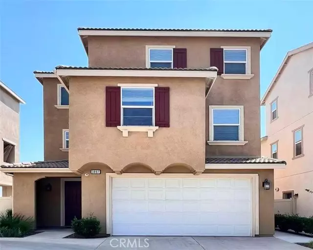 3897 Boulder Dr, Jurupa Valley, CA 92509