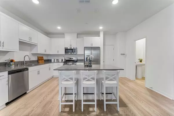 Fallbrook, CA 92028,35115 Rangpur LN