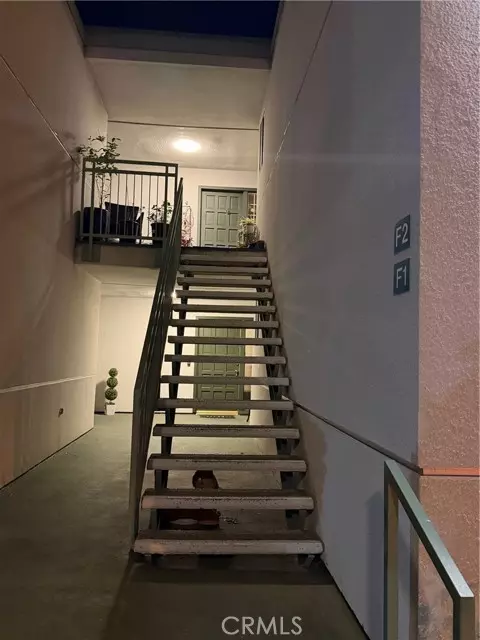 Encino, CA 91316,5301 Balboa BLD F2