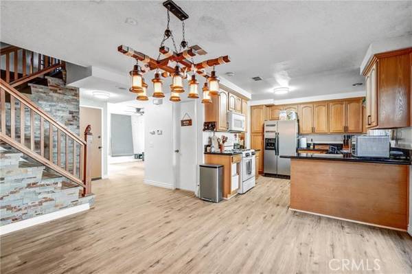 12884 Newhope, Garden Grove, CA 92840