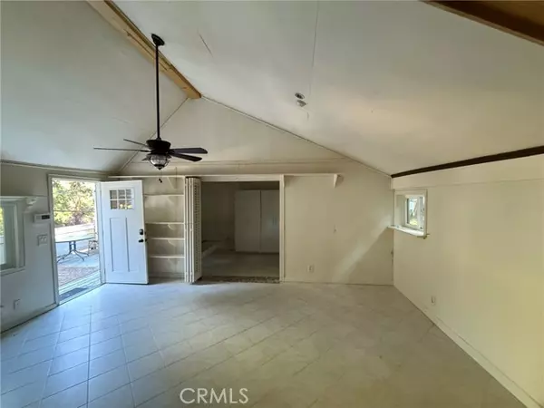 Crestline, CA 92325,23489 LK