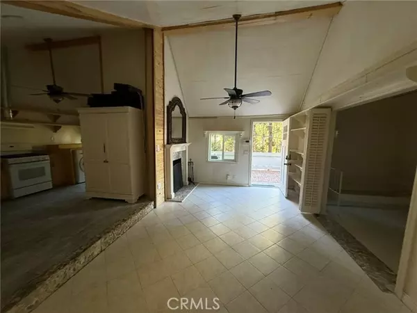 Crestline, CA 92325,23489 LK