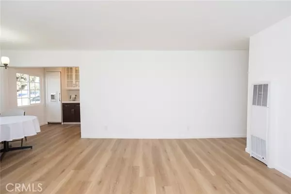 Carson, CA 90745,1118 E Joel