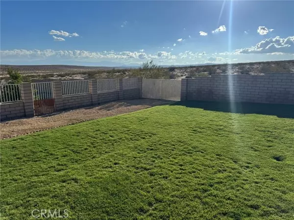 Helendale, CA 92342,26768 Hitching Post