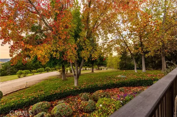 Paso Robles, CA 93446,5415 Fairhills