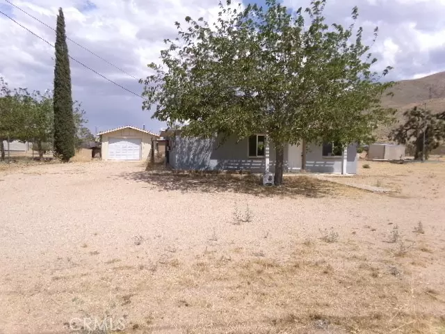 9193 Joshua, Apple Valley, CA 92308