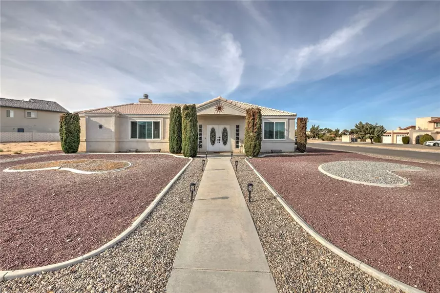 14396 Nautical LN, Helendale, CA 92342