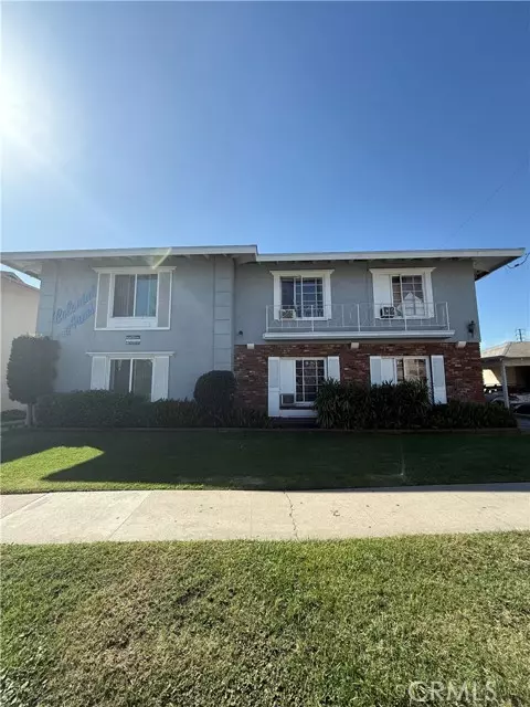 Downey, CA 90242,8324 Alameda