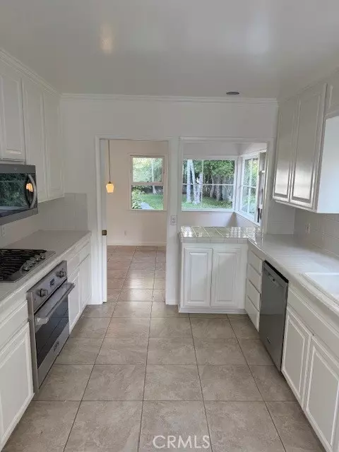 Newport Beach, CA 92660,65 Beacon Bay