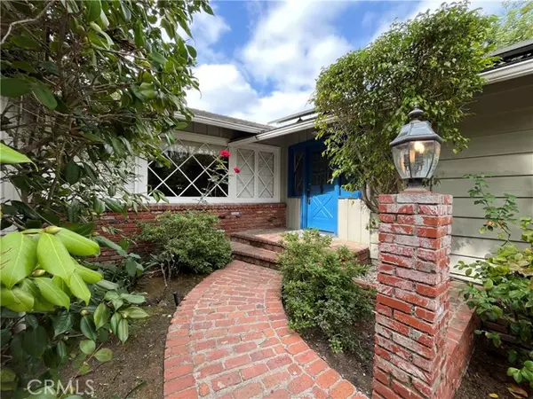 Encino, CA 91436,4539 Hayvenhurst AVE