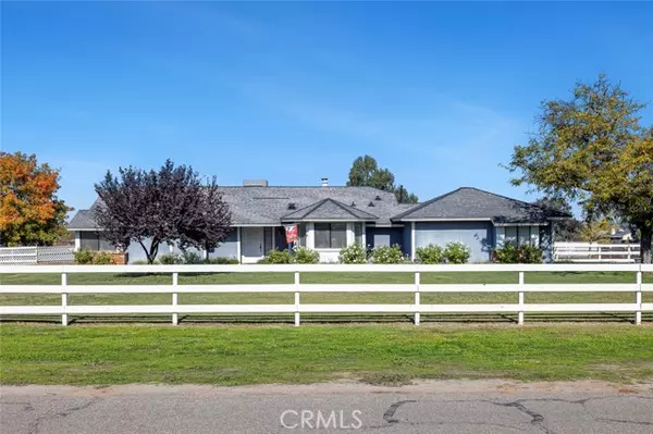 12804 E Alamos, Sanger, CA 93657