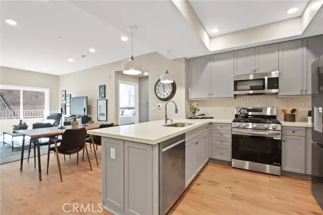 Rolling Hills Estates, CA 90274,927 Deep Valley DR 112