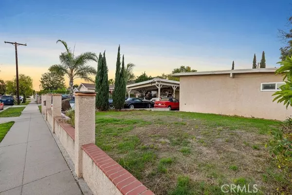 Sylmar, CA 91342,11633 Rincon