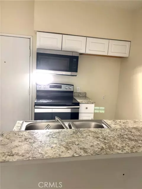 Winnetka, CA 91306,20234 Cantara