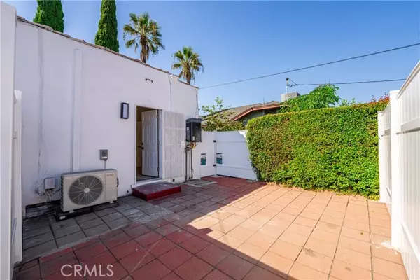 Glendale, CA 91205,319 Roads End ST