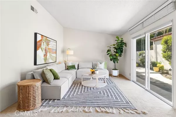 Laguna Niguel, CA 92677,23002 Via Cruz