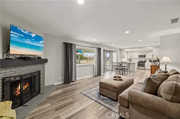 Lake Los Angeles, CA 93591,40305 174th Street East