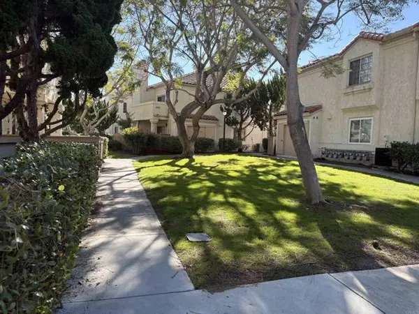 Vista, CA 92081,1050 La Tortuga DR 5