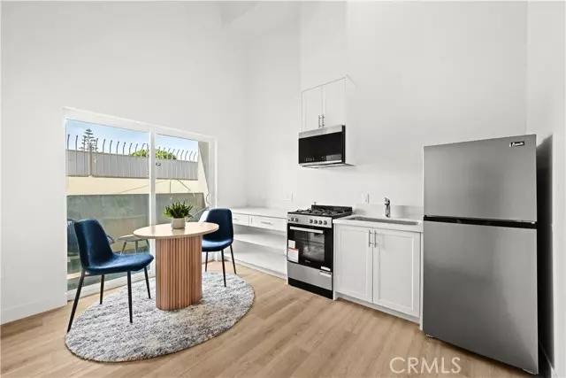 Los Angeles, CA 90011,4345 Woodlawn