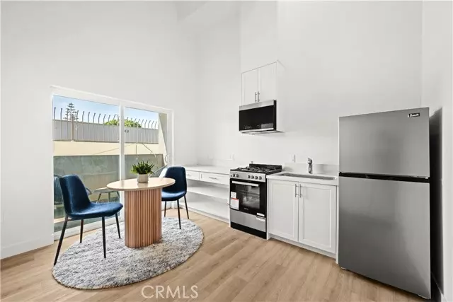 Los Angeles, CA 90011,4345 Woodlawn