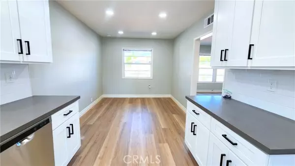 San Dimas, CA 91773,150 E Gladstone ST