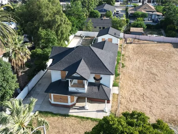 Riverside, CA 92507,2586 University