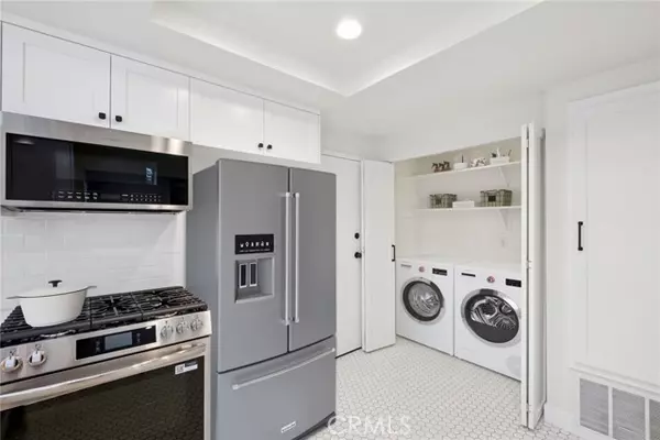 Newport Beach, CA 92663,505 Saint Andrews Rd 1