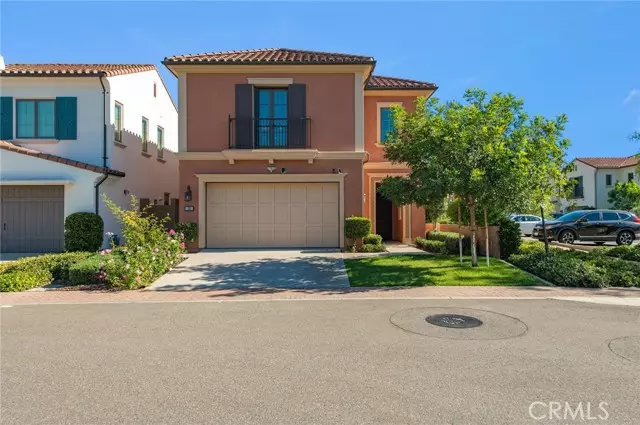 Irvine, CA 92602,200 Piazza