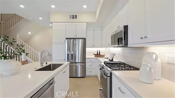 Montebello, CA 90640,1295 Snowberry PL