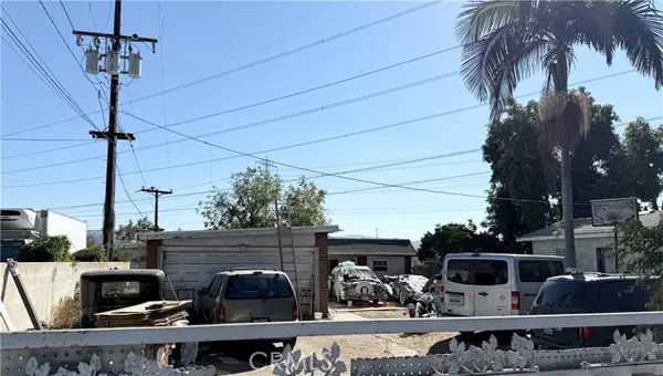 882 Durfee, South El Monte, CA 91733