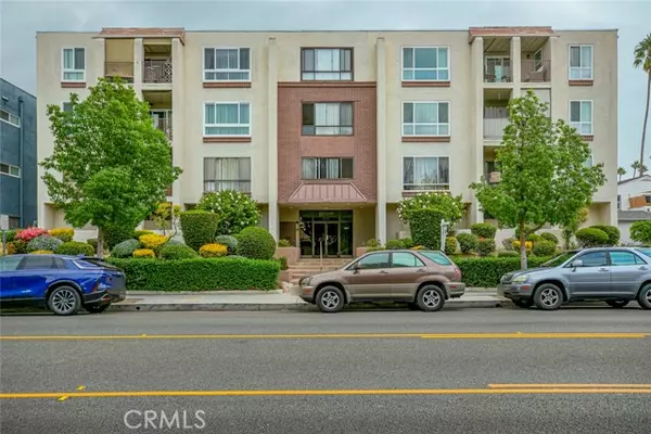 Glendale, CA 91202,1118 N Central 17