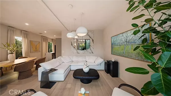 West Hollywood, CA 90048,8840 Ashcroft AVE