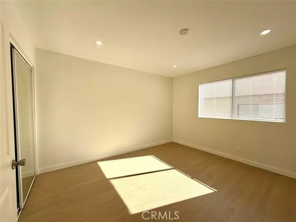 Burbank, CA 90057,620 S Lake ST 203