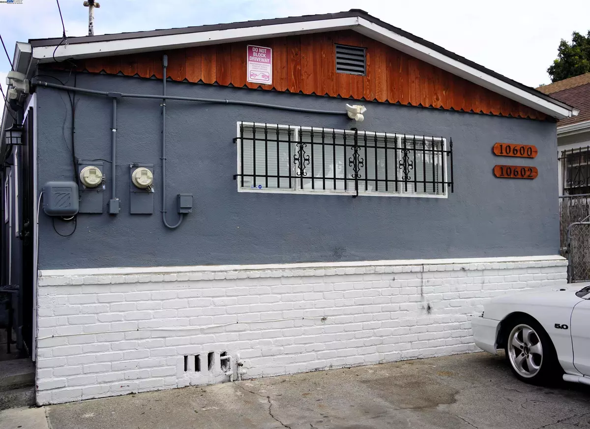 Oakland, CA 94603,10600 Pippin St