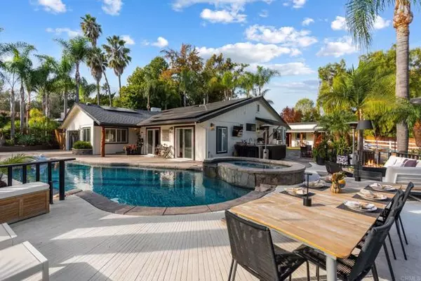 Encinitas, CA 92024,612 Lucylle LN