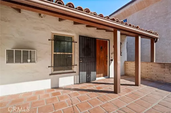 Los Angeles, CA 90068,3272 Craig DR