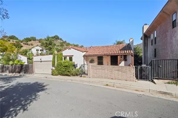 3272 Craig DR, Los Angeles, CA 90068