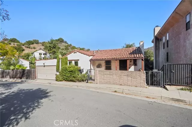 3272 Craig DR, Los Angeles, CA 90068
