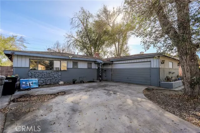 Lancaster, CA 93535,44432 Stanridge