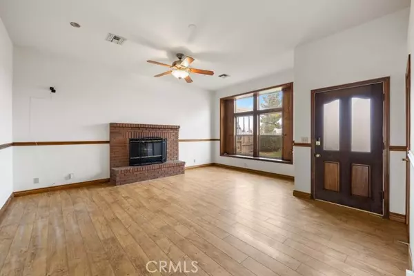 Lancaster, CA 93536,6818 W Avenue A2