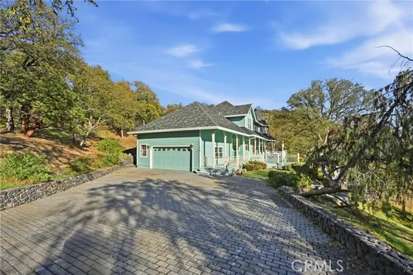 17785 Foothill CT, Hidden Valley Lake, CA 95467