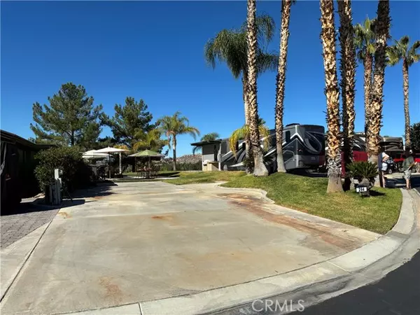 Aguanga, CA 92536,45525 Highway 79 Site 294