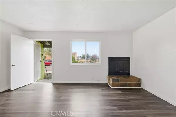 Barstow, CA 92311,950 Lance