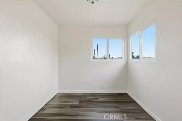 Barstow, CA 92311,950 Lance