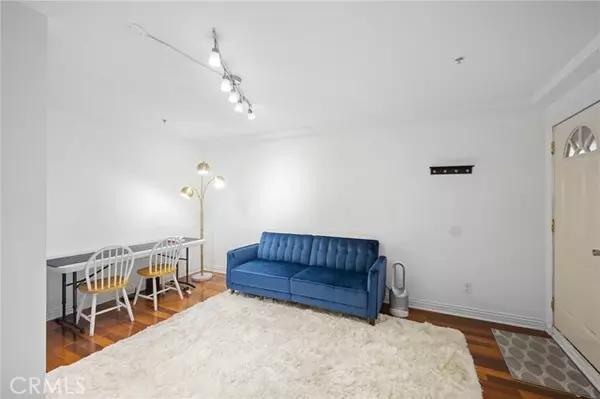 Burbank, CA 91501,617 E Tujunga AVE 100