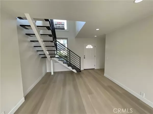 Huntington Beach, CA 92646,9745 Port Royal